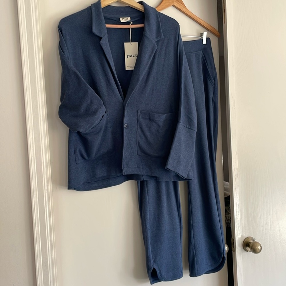 Pact 100% organic cotton suit!
